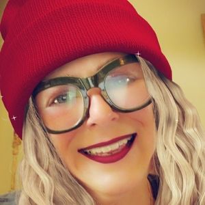 Meet your Posher, Kim